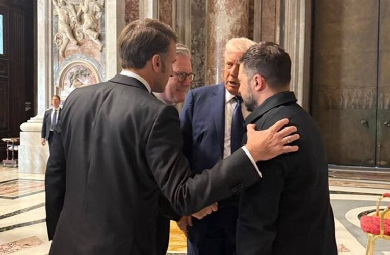 BREAKING: President Trump, Volodymyr Zelenskyy, Keir Starmer and Emmanuel Macron meeting together at the Vatican